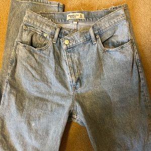 Abercrombie and Fitch 90s Ultra High Waist Straight!